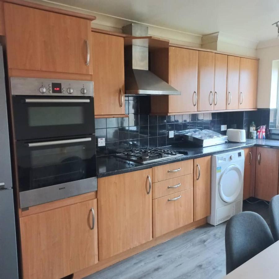 Hamilton 3 Bedrooms 10 Minutes From City Centre Лестер Екстер'єр фото